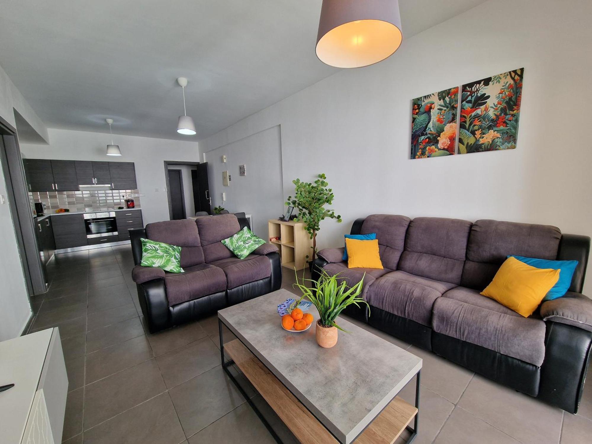 Tropical Paradise 200M From Finikoudes Beach Larnaca Exterior foto